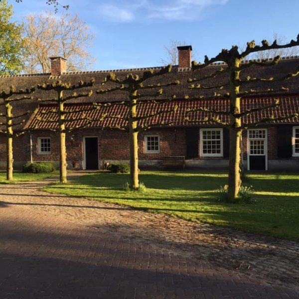 Hertenhoeve Lage Mierde boerderij3