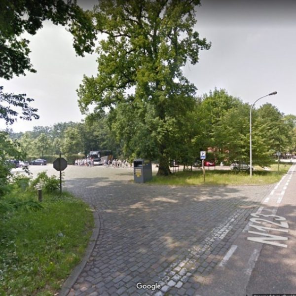 parkeerplaats+postel